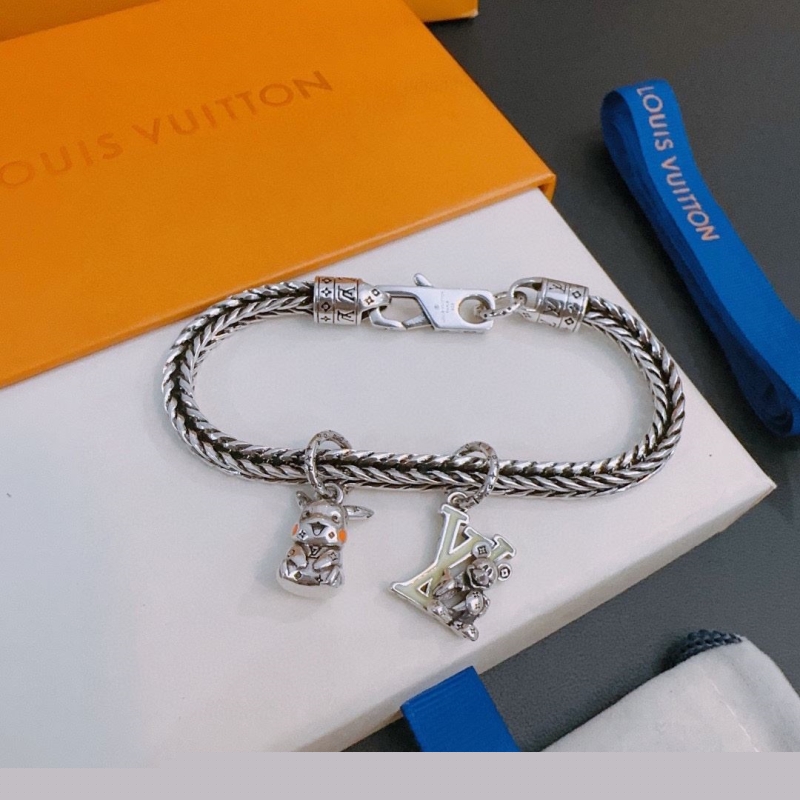 LV Necklaces